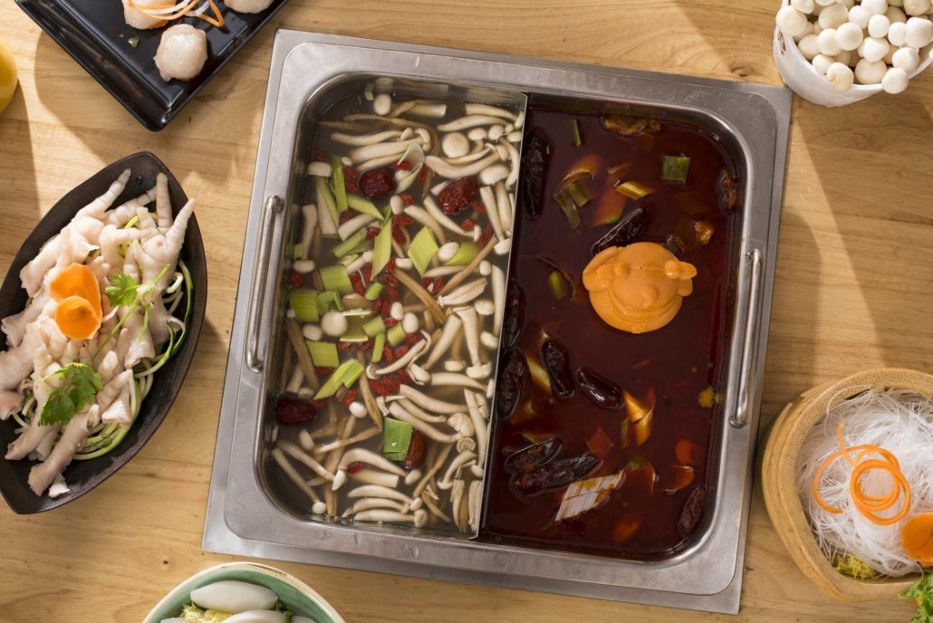 Olla a compartir con dos sabores – Liu’s Hotpot Palma